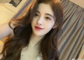 王负责人阅读后